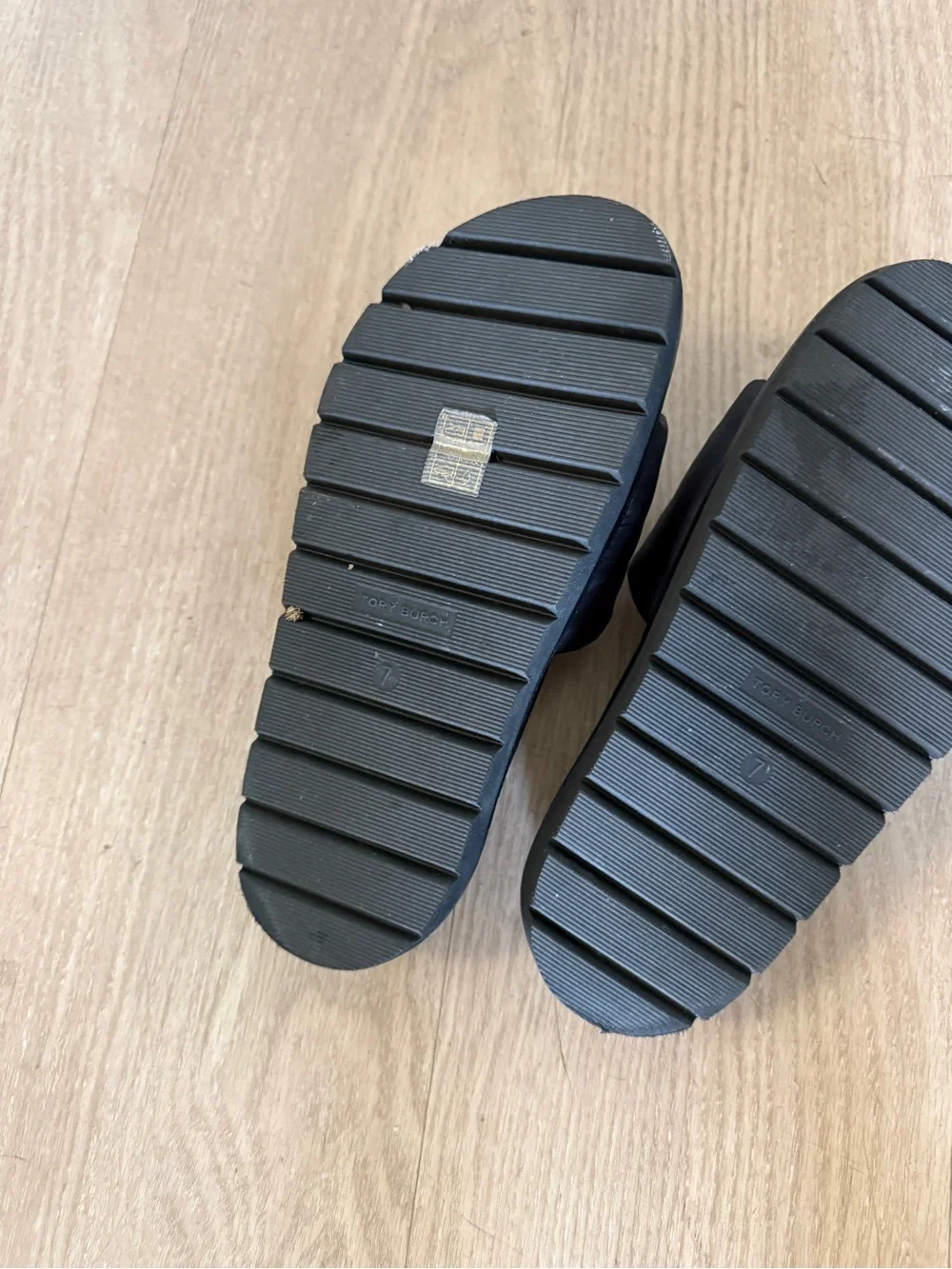 Tory Burch Everly Anatomic Lug Venlo slides 7